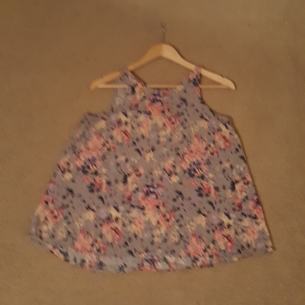 Shirt - Picture 3 of 3